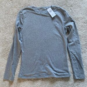 Abercrombie & Fitch Gray Long Sleeve Tee